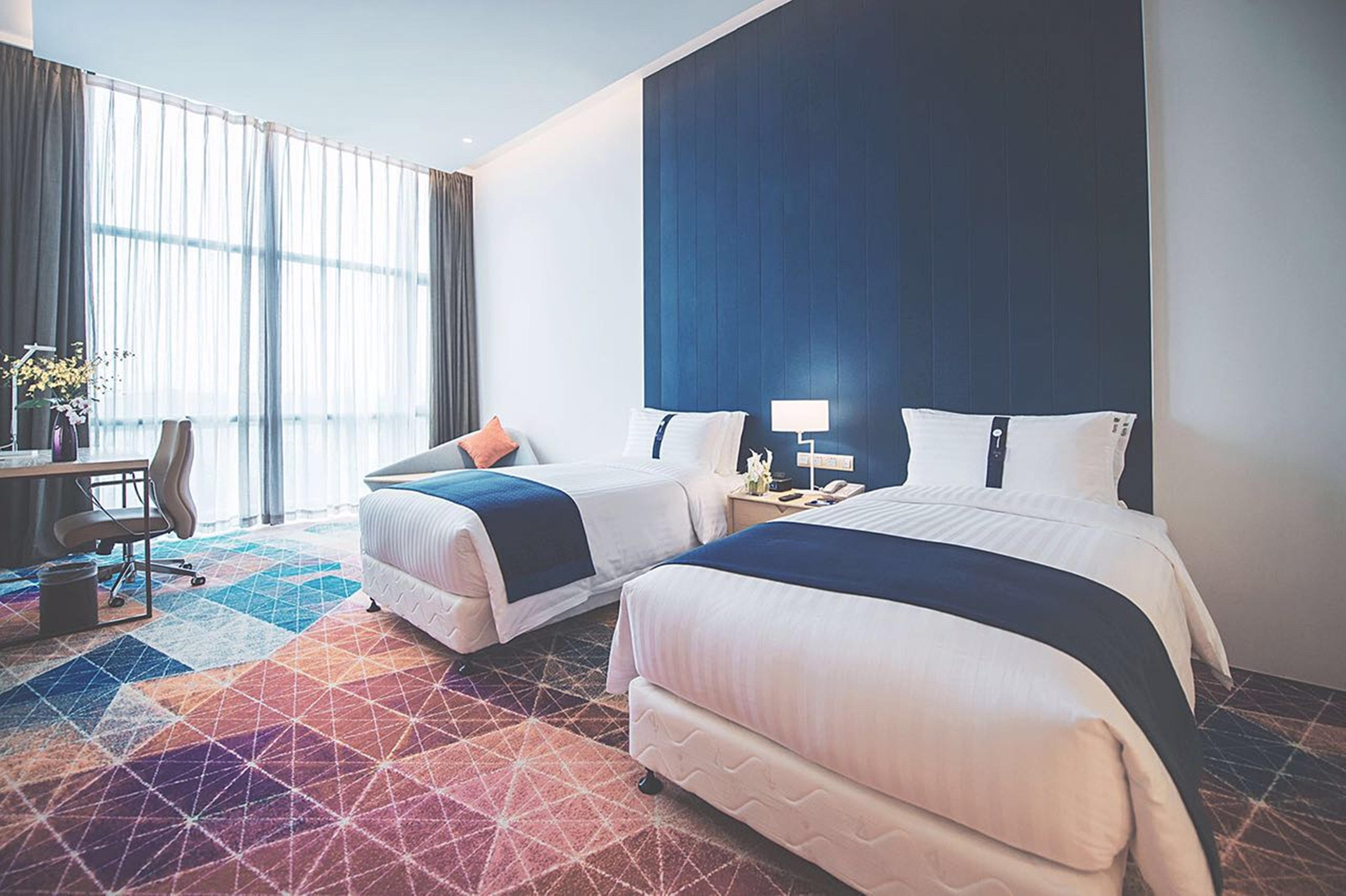 Holiday Inn Express Shanghai Songjiang Fangta By Ihg Esterno foto